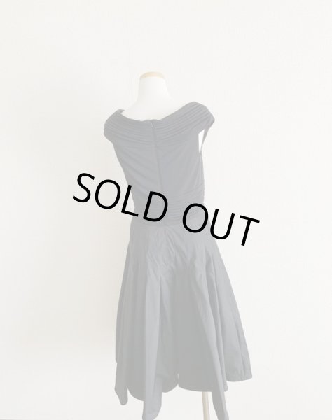 画像4: 1点のみ即発!Tadashi Shoji  タダシショージ   Taffeta-Skirt Dress ブラック (4)