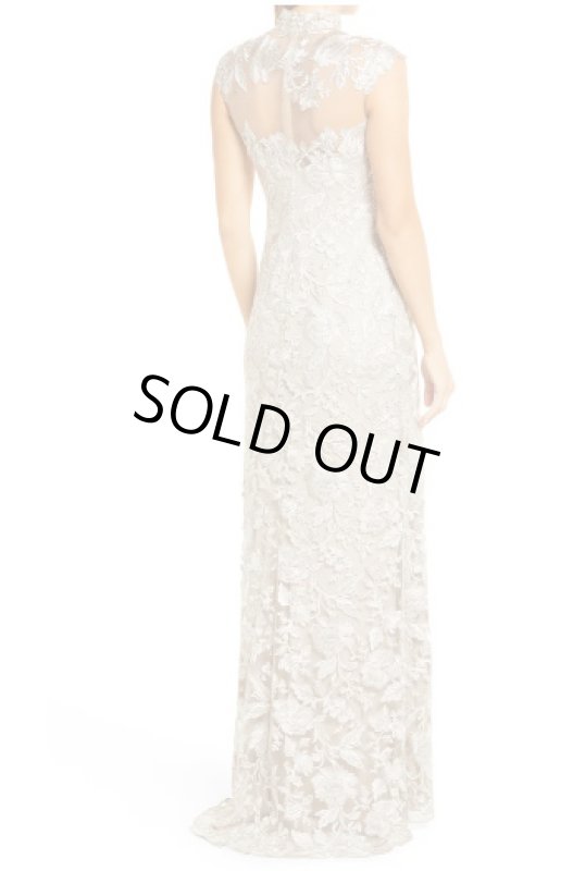 画像2: Tadashi Shoji タダシショージ  QARA EMBROIDERED GOWN　ベージュ系 (2)