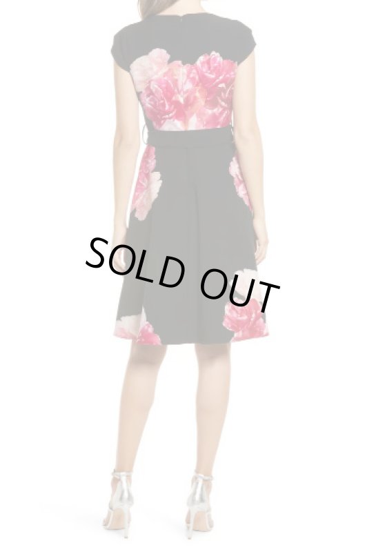 画像2: Black Halo 　Pandora Bold Floral Print Dress (2)
