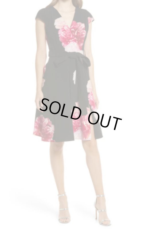 画像1: Black Halo 　Pandora Bold Floral Print Dress (1)