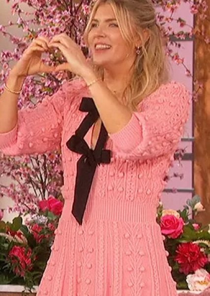 画像4: 【Amanda Kloots愛用】Alice + Olivia アリスアンドオリビア　 Kitty Bow Front Sweater Dress ピンク  10134 (4)