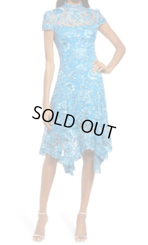 画像1: 【ドラマ使用】Tadashi Shoji  タダシショージ  Aydar Handkerchief Dress ブルー系 (1)