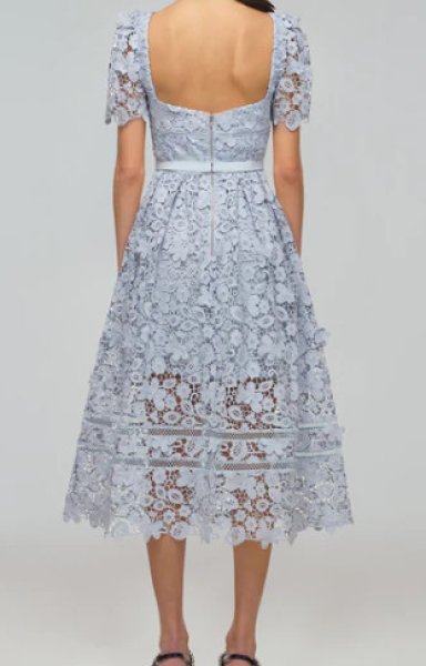 画像2: 【パリスヒルトン愛用】Self Portrait セルフポートレート Powder Blue Guipure Lace Midi Dress (2)
