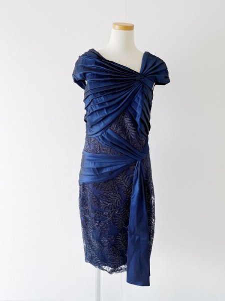 画像3: 限定セール!Tadashi Shoji タダシショージ  Larch ドレープタフタドレス ブルー、ネイビー系 (3)