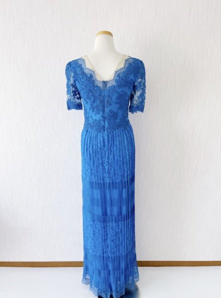 画像5: 再販売!【新妻聖子さん着用】Tadashi Shoji タダシショージ   Pleat Lace Gown ブルー系 (5)