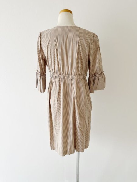 画像4: 1点のみ即発!BCBGMAXAZRIA     ウエストリボンストライプドレス (4)