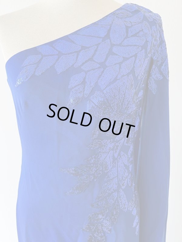 画像8: 【藤原紀香さん、アンミカさんご着用】Tadashi Shoji タダシショージ  ケープスリーブワンショルダードレス　ブルー (8)