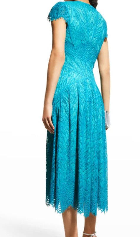 画像2: 【水卜麻美さん着用】Tadashi Shoji タダシショージ   CHANEY LACE MIDI DRESS　ブルー、グリーン系  12185 (2)