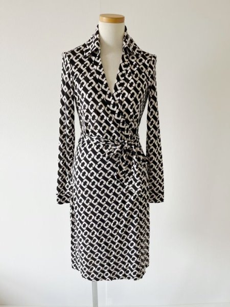画像2: 【パリスヒルトン愛用】Diane von Furstenberg ダイアンフォンファステンバーグ  New Jeanne Two Wrap Dress Chainlink Black  42401 (2)