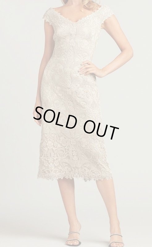 画像1: セール！Tadashi Shoji タダシショージ   　Rodin midi Dress ベージュ系 (1)
