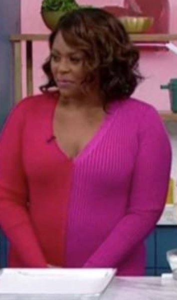 画像4: 【テレビ使用】STAUD スタウド Shoko Sweater Midi Dress   ピンク、レッド系  20704 (4)