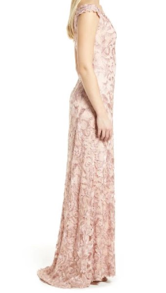 画像3: セール！Tadashi Shoji タダシショージ   Off the Shoulder Embroidered Lace Gown 　ピンク系 (3)