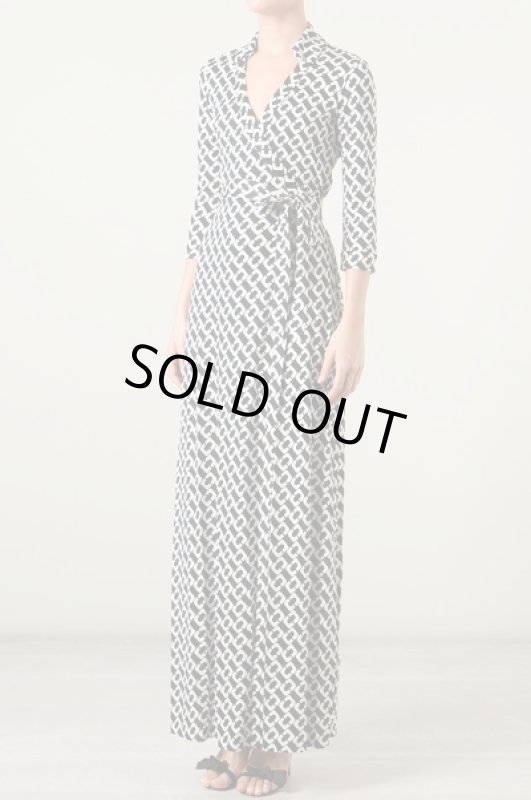 画像1: 再販売【ミランダカー愛用】Diane von Furstenberg 　Abigail Maxi Wrap Dress  CHAIN LINK (1)