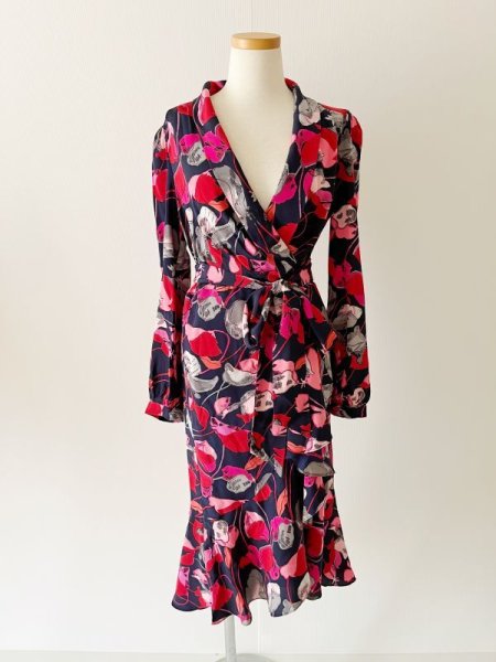 画像5: 【ドラマ使用】Diane von Furstenberg ダイアンフォンファステンバーグ Carla Two ruffled printed dress ネイビーマルチ (5)