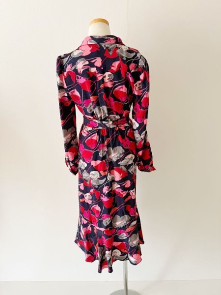 画像8: 【ドラマ使用】Diane von Furstenberg ダイアンフォンファステンバーグ Carla Two ruffled printed dress ネイビーマルチ (8)