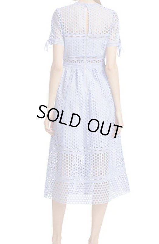 画像3: 1点のみ即発！【パリスヒルトン愛用】Self Portrait　セルフポートレート　Guipure Lace-Patterned Midi-Dress  41910 (3)