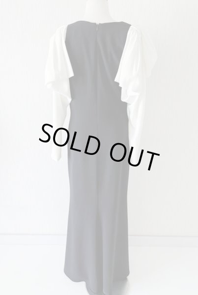 画像6: 【訳アリ特価】Tadashi Shoji タダシショージ  Bow-Shoulder Two-Tone Crepe Gown  ブラック、アイボリー  4301 (6)