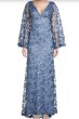 画像1:  Tadashi Shoji  タダシショージ　FARLEY FLARED SLEEVE GOWN ブルー系 (1)