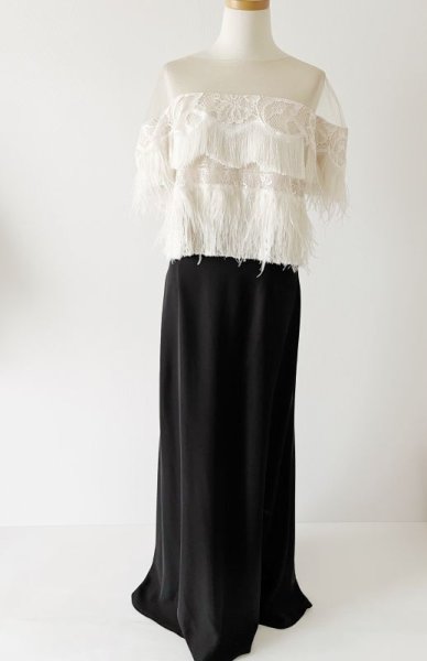 画像6: 1点のみ即発!Tadashi Shoji タダシショージ   Off the Shoulder Ostrich Feather Gown ブラック  42301 (6)
