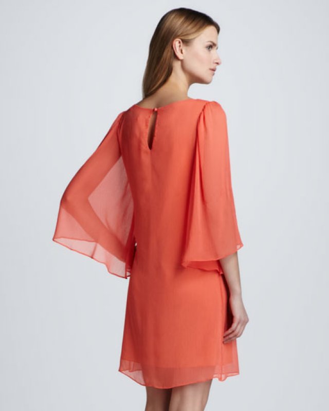 画像2: 【訳アリ特価品】Alice + Olivia   Odette Flutter-Sleeve Dress パパイヤ (2)
