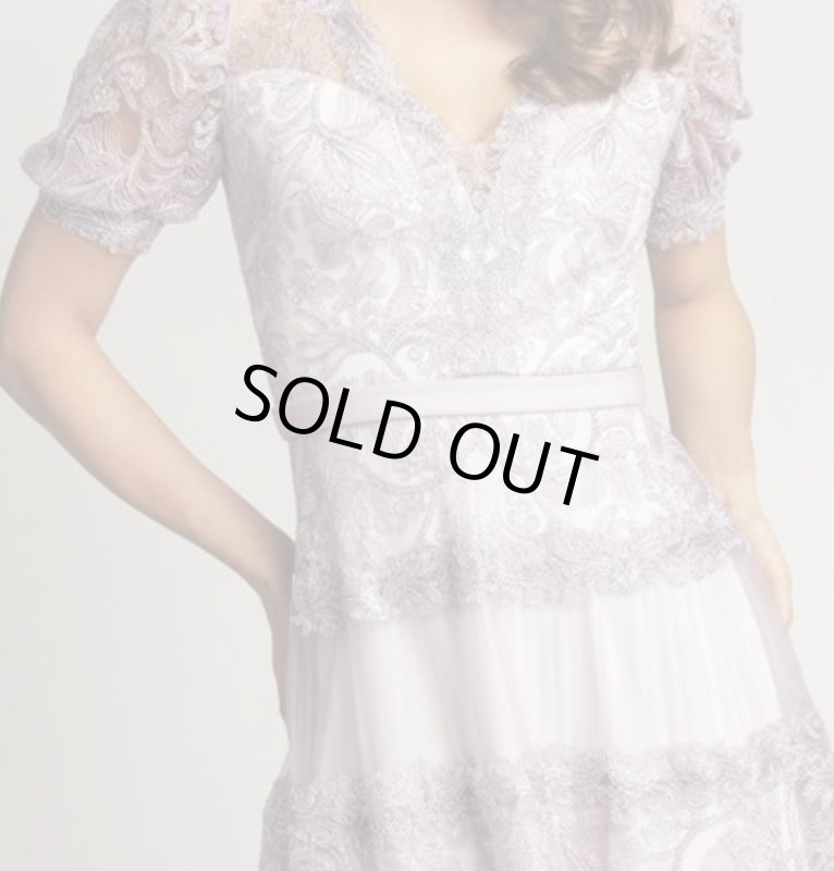 画像3: 限定セール！【水卜麻美さん着用】Tadashi Shoji タダシショージ  FATIHA  花柄レース&シフォンドレス　パープル系 (3)