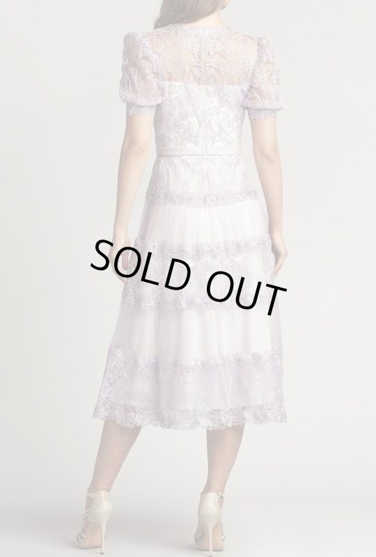 画像2: 限定セール！【水卜麻美さん着用】Tadashi Shoji タダシショージ  FATIHA  花柄レース&シフォンドレス　パープル系 (2)