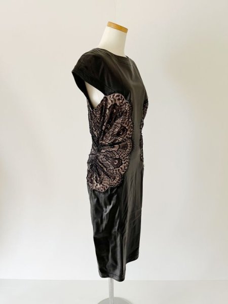 画像3: 即日発送!【映画「去年の冬、きみと別れ」に衣装提供】Tadashi Shoji Lace Detail Leather Sheath Dress ブラック  10301 (3)