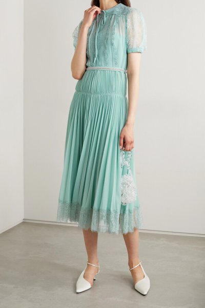 画像1: セール！Self Portrait　セルフポートレート　 Crystal-embellished chiffon and lace dress  ブルー、グリーン系  05023 (1)