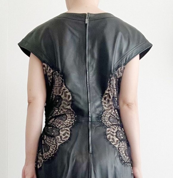 画像5: 即日発送!【映画「去年の冬、きみと別れ」に衣装提供】Tadashi Shoji Lace Detail Leather Sheath Dress ブラック  10301 (5)