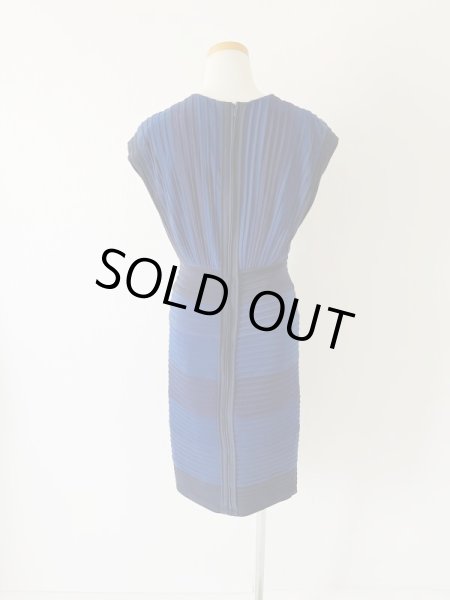 画像6: 1点のみ即発!Tadashi Shoji タダシショージ  グラデーションシャッタープリーツドレス ネイビー系  11081 (6)