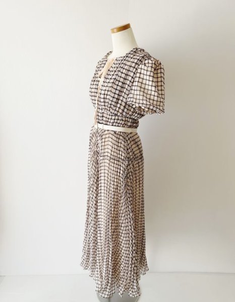 画像7: サイズ追加!【田中みな実さん、玉城ティナさん着用】Self Portrait セルフポートレート Monochrome Check Midi Dress  12072 (7)
