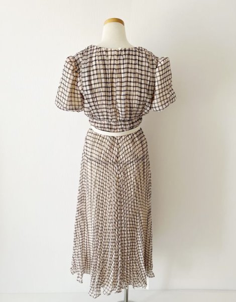 画像8: サイズ追加!【田中みな実さん、玉城ティナさん着用】Self Portrait セルフポートレート Monochrome Check Midi Dress  12072 (8)