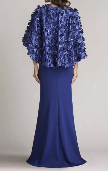 画像2: 再販売セール!Tadashi Shoji  タダシショージ    ELYZA SATIN FLOWER OVERLAY GOWN ブルー系  10021 (2)