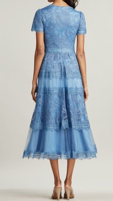 画像2: 【4/20まで特別価格】Tadashi Shoji タダシショージ  AMARA フラワーレースドレス ブルー｜結婚式・パーティーフォーマル (2)