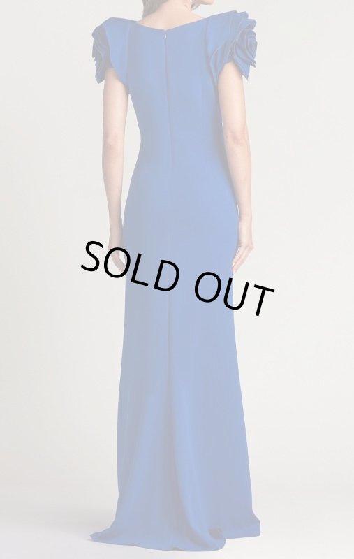 画像2: 再販売セール！Tadashi Shoji タダシショージ  　MAYLEE ROSETTE-SHOULDER GOWN ブルー (2)