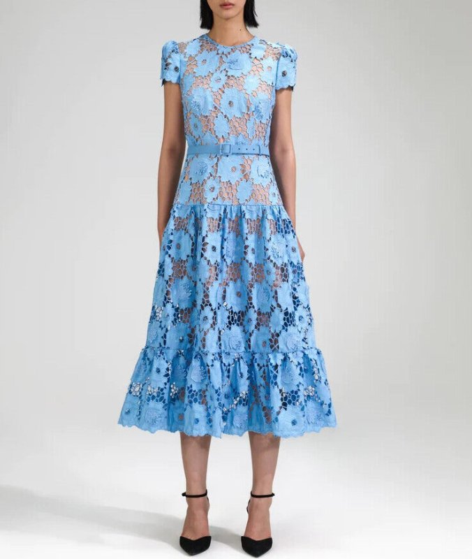 画像1: 【パリスヒルトン愛用】Self Portrait　セルフポートレート　Belted Cotton Guipure Lace Midi Dress ブルー系  04021 (1)