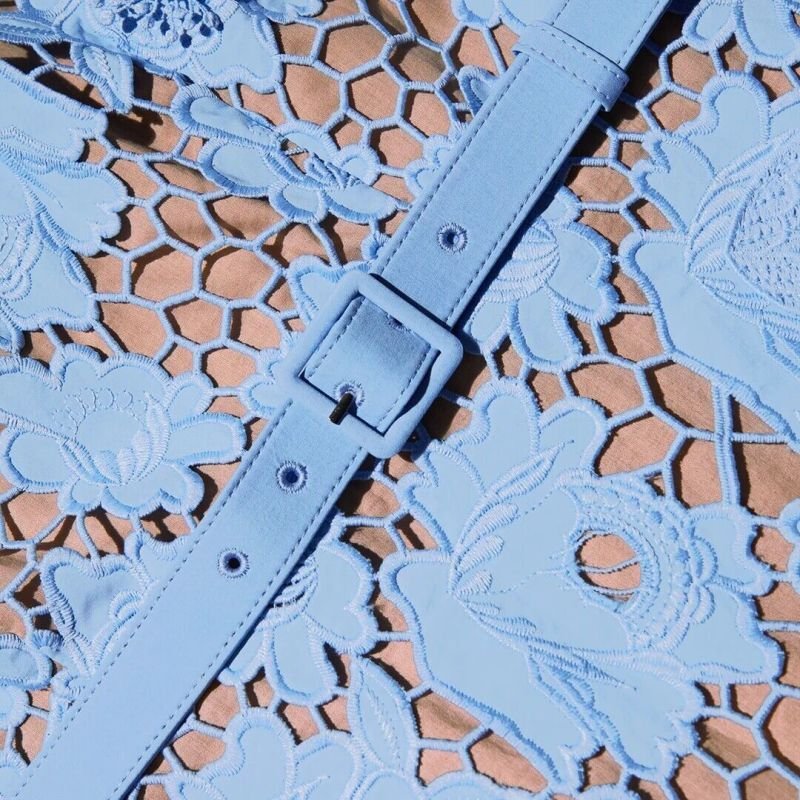 画像3: 【パリスヒルトン愛用】Self Portrait　セルフポートレート　Belted Cotton Guipure Lace Midi Dress ブルー系  04021 (3)