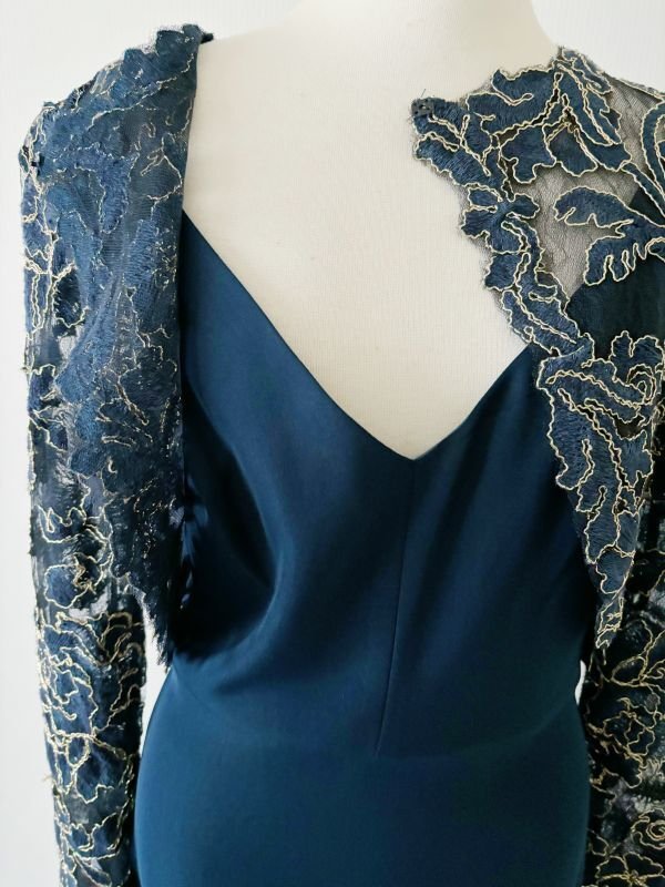 画像11: 1点のみ即発！【釈由美子さんに衣装協力】Tadashi Shoji  タダシショージ  　Crepe & Embroidered Lace Gown　ネイビー系  41101 (11)