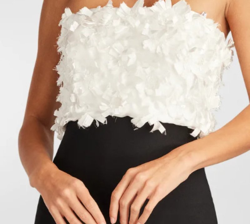 画像2: セール！Tadashi Shoji タダシショージ 　XORA FLORAL EMBELLISHED STRAPLESS GOWN　ブラック、ホワイト (2)