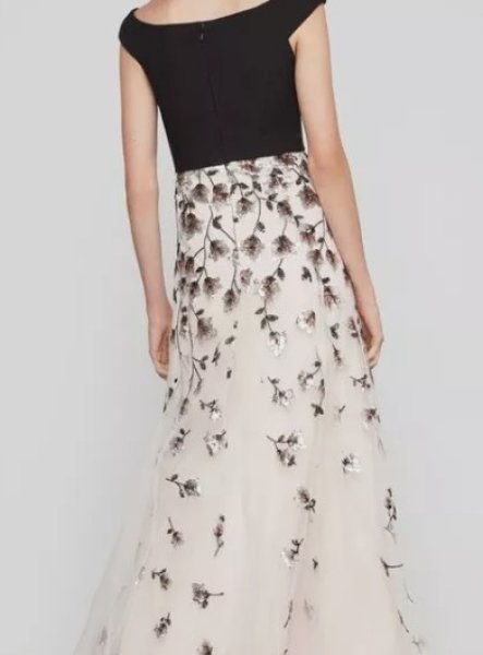 画像3: セール!BCBGMAXAZRIA Embellished Off-the-Shoulder Gown (3)
