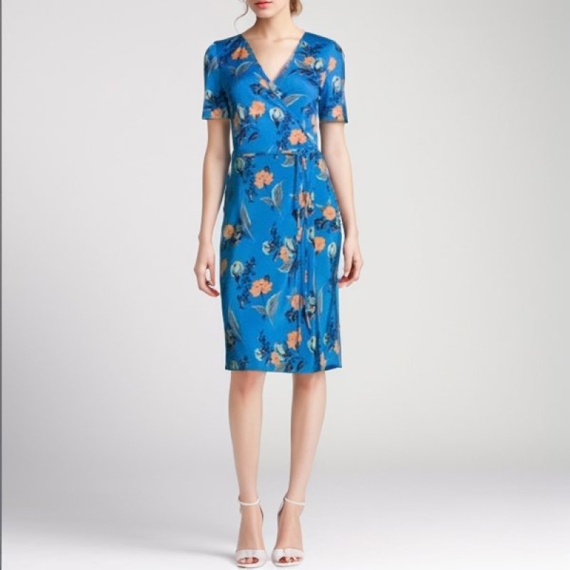 画像1: セール！Diane von Furstenberg 　ダイアンフォンファステンバーグ　Blue Floral Wrap Dress  10064 (1)