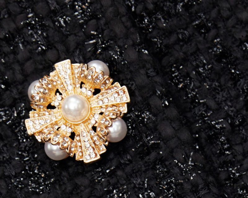 画像4: 【スカーレット・ヨハンソン愛用】Self Portrait　セルフポートレート  Black Sequin Boucle Feather Mini Dress  11262 (4)