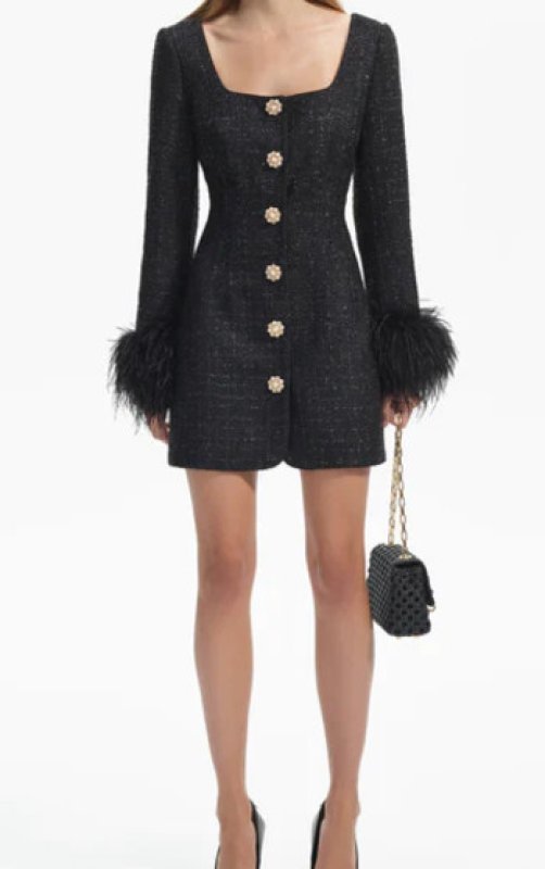画像1: 【スカーレット・ヨハンソン愛用】Self Portrait　セルフポートレート  Black Sequin Boucle Feather Mini Dress  11262 (1)