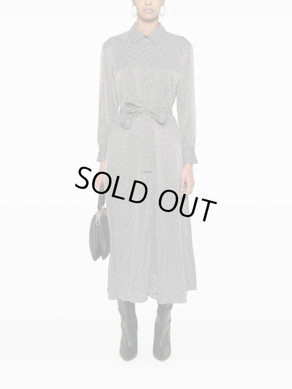 画像1: 再販売！【大谷真美子さん着用】BOSS monogram dress  12041 (1)