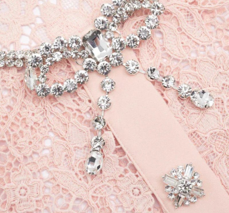 画像3: 【パリスヒルトン愛用】Self Portrait　セルフポートレート　Pink Lace Diamante Bow Midi Dress  02207 (3)