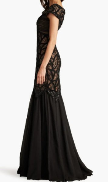 画像4:  Tadashi Shoji  タダシショージ Opalie Off Shoulder Leaf Motif Gown ブラック (4)