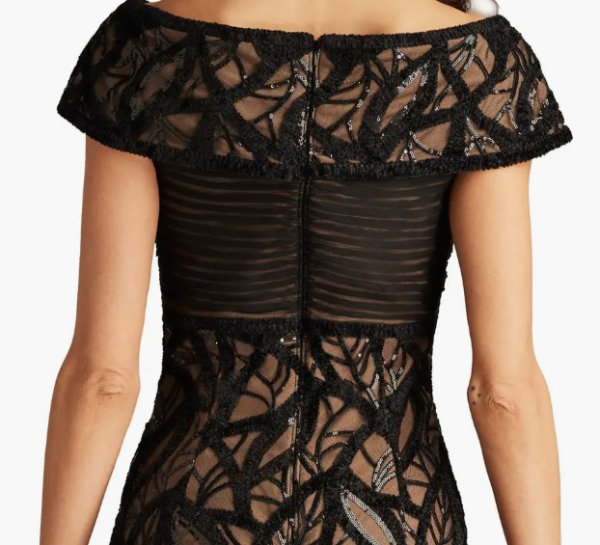 画像3:  Tadashi Shoji  タダシショージ Opalie Off Shoulder Leaf Motif Gown ブラック (3)