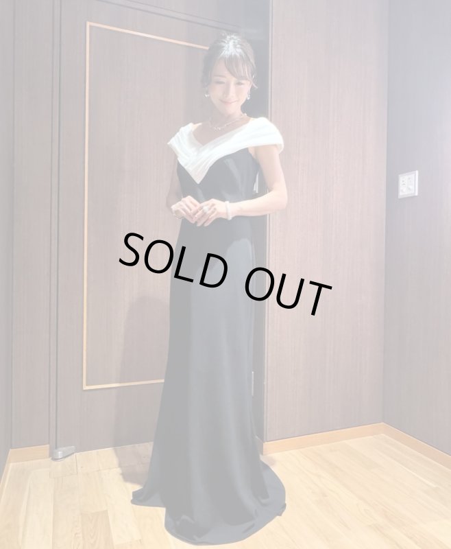 画像4: 即発！【釈由美子さんに衣装協力】Tadashi Shoji MARIBEL ドレープVネックロングドレス ブラック、ホワイト  12181 (4)