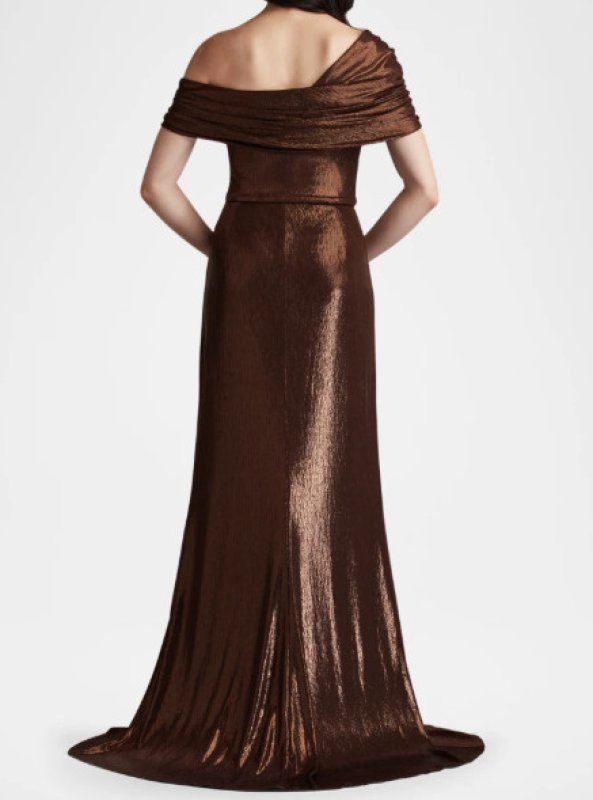 画像2: セール！Tadashi Shoji タダシショージ  　Drea Metallic Waterfall Flounce Gown ブラウン系  08241 (2)