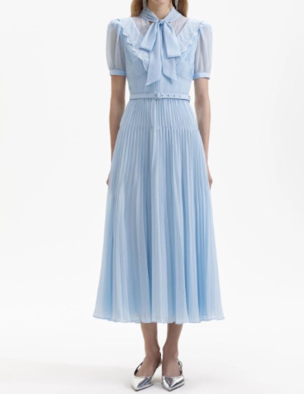 画像1: 限定セール！Self Portrait　セルフポートレート　Chiffon Bow Midi Dress  ブルー系   (1)